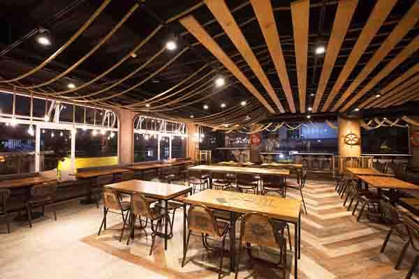 首間海外海賊王餐廳 台北熱血插旗